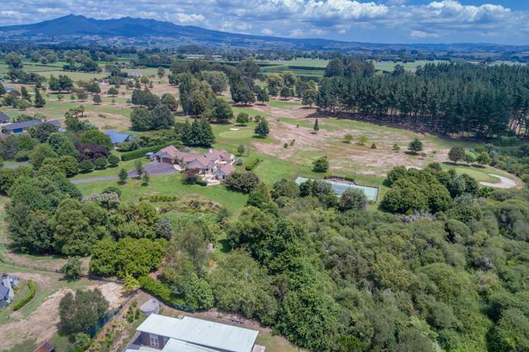 365 Holmwood Drive Ngahinapouri_34