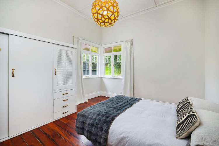 23 Selkirk Road Mount Albert_16