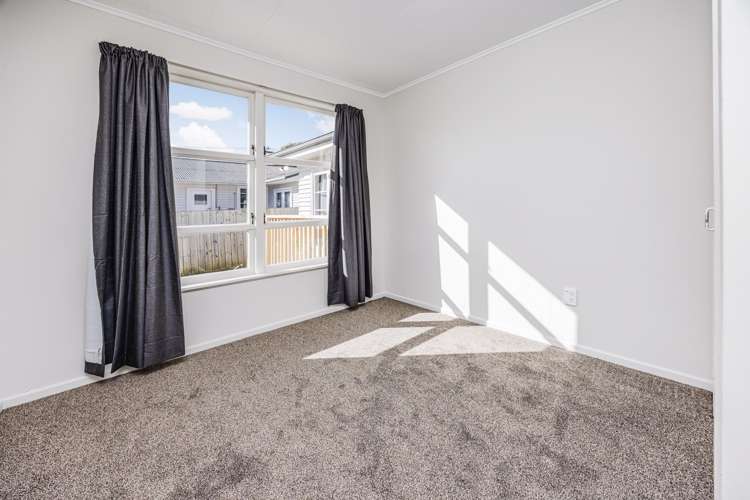 53B Rollerson Street Papakura_13