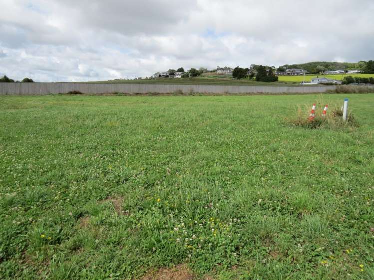 9 Deol Drive Pukekohe_3