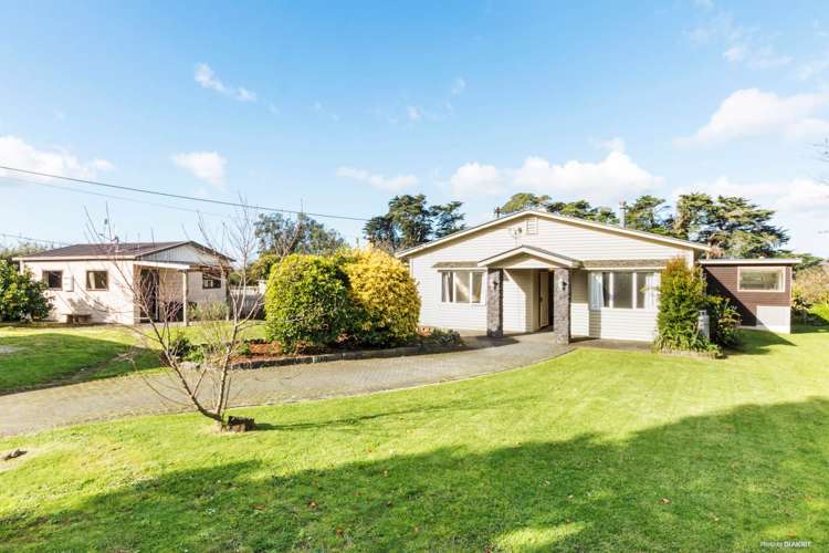 723 Waitakere Road Kumeu_5