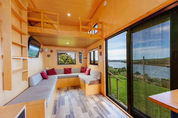 13a Emay Crescent Pahi_6