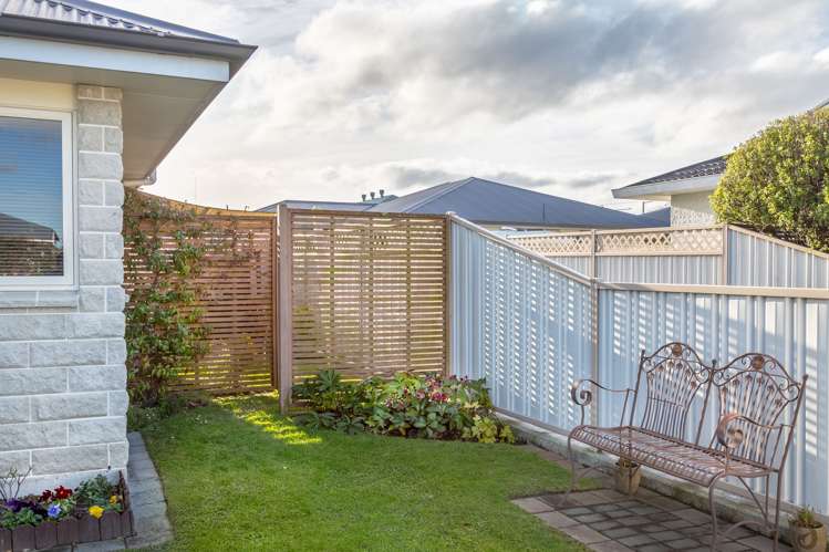 6 Bunny Street Masterton_17