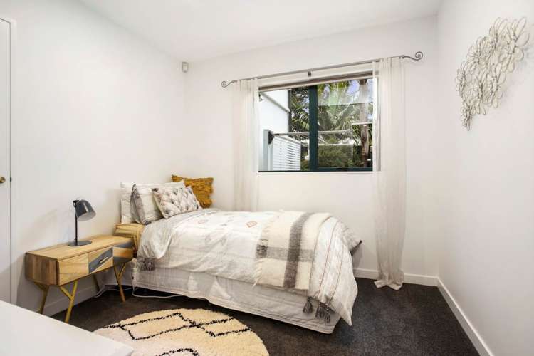 12 Silverton Avenue Wai O Taiki Bay_16