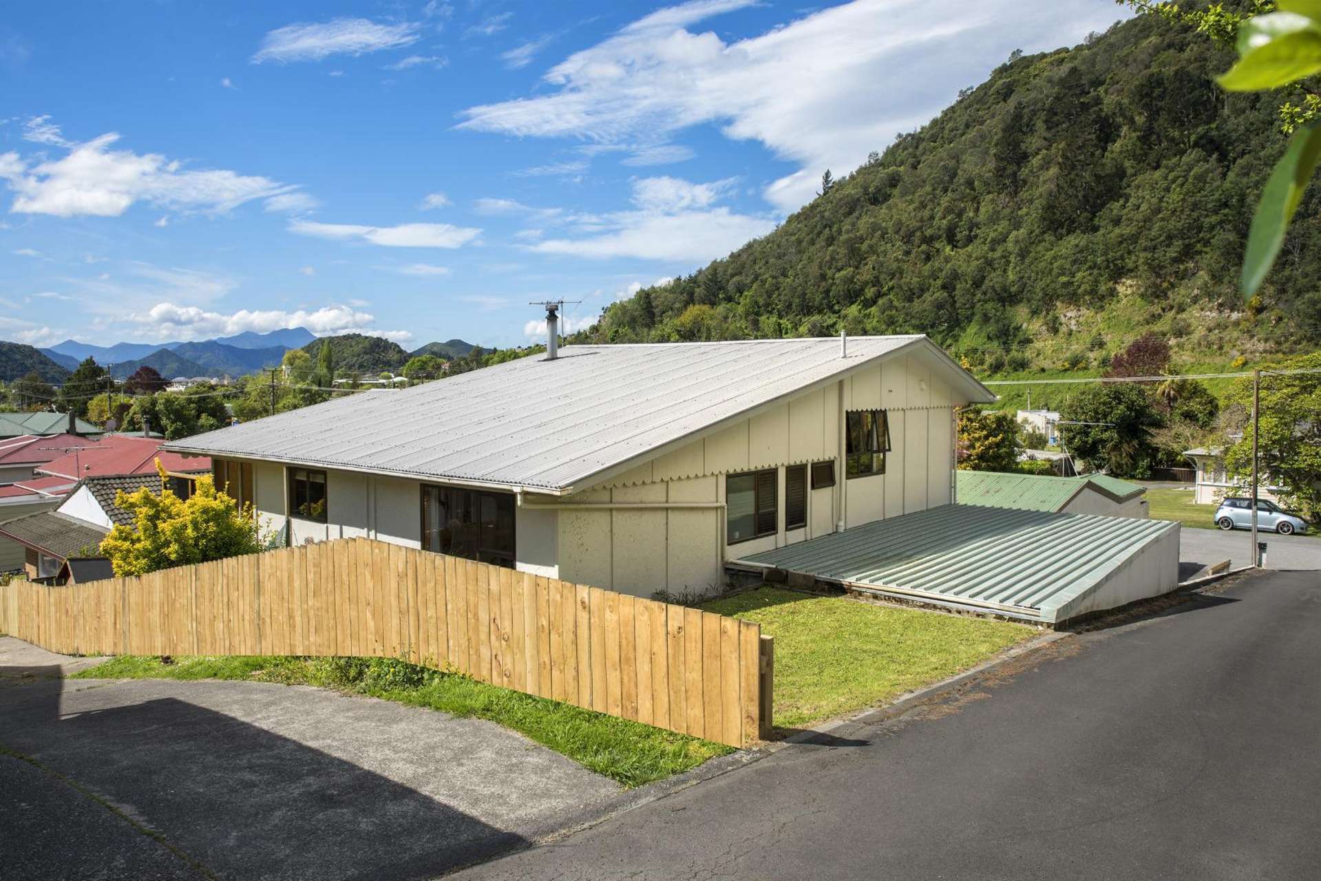 73 Devon Street Picton_0