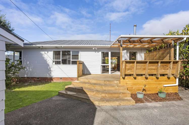 24 Glengarry Road Glen Eden_11