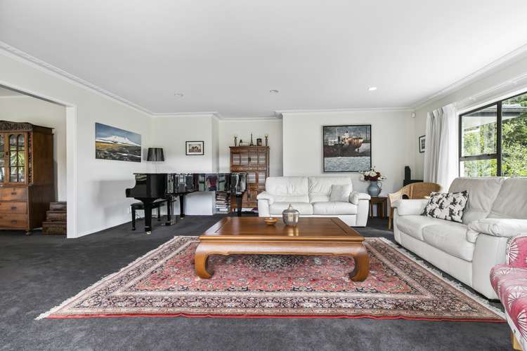 19 Eugenia Rise Totara Heights_8