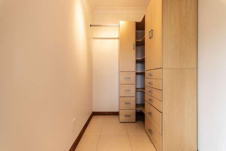 296 Old West Road Turitea_18