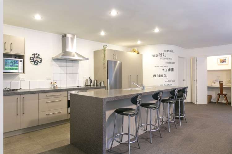 3 Van Asch Lane Rangatira Park_7