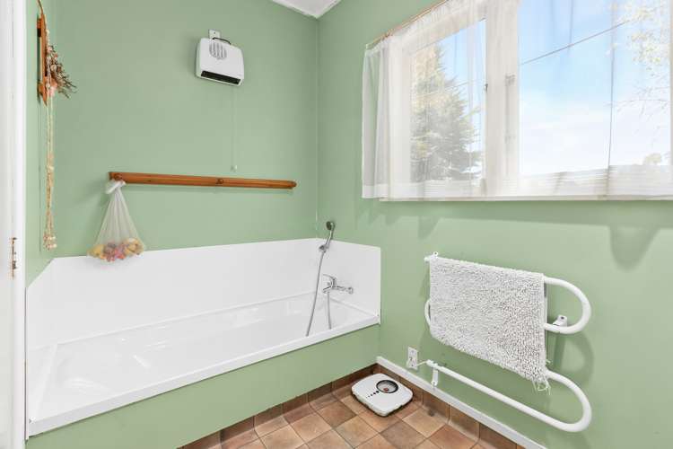 36 Rochfort Street Otane_15