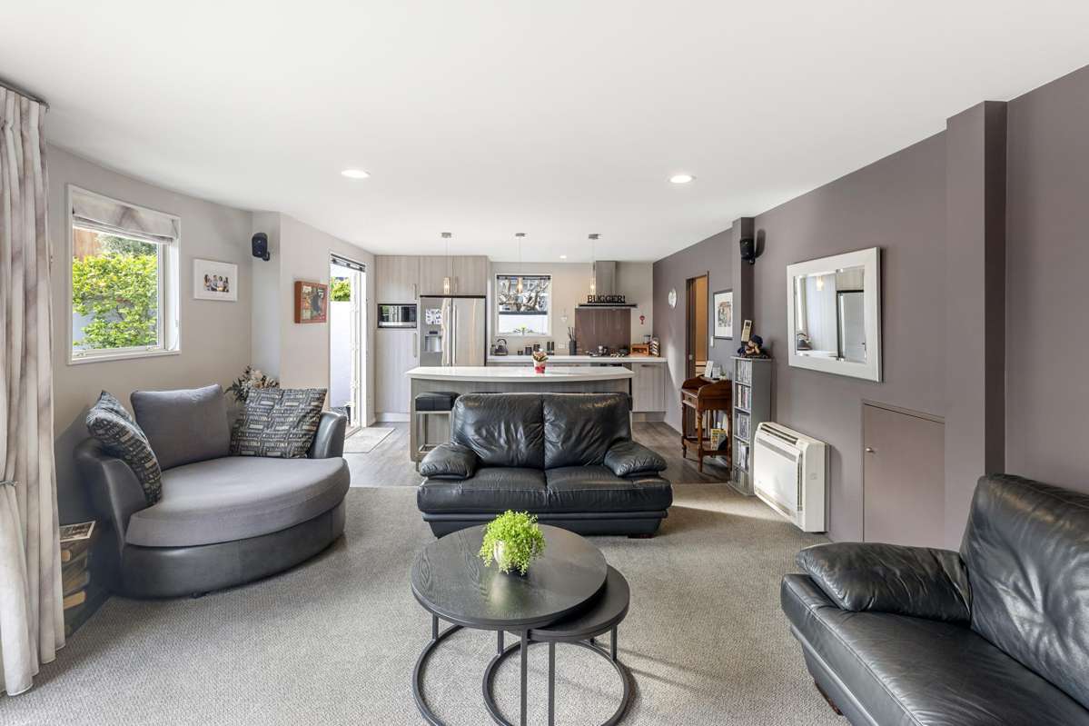 28 Mayfair Street_3