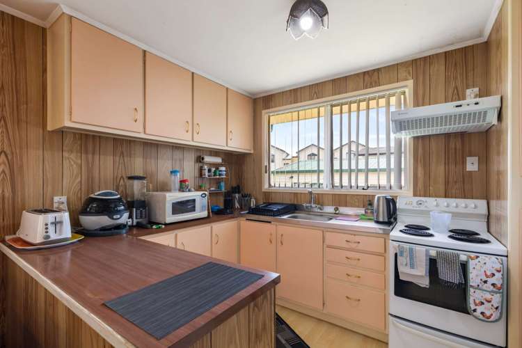 22 Glynnbrooke Street Te Atatu South_13