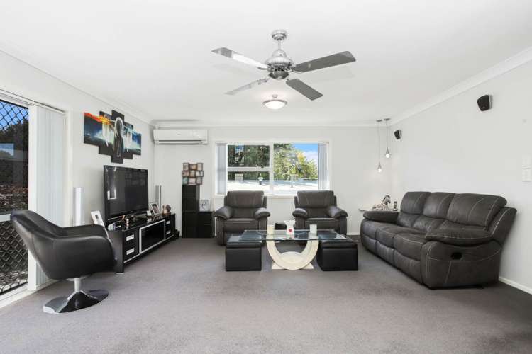 7 Lawrence Crescent Hillpark_13