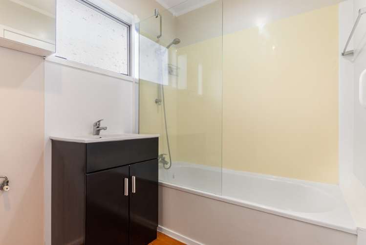 1/1 Dalwhinnie Parade Highland Park_10