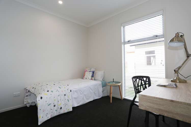 44 Arbuckle Road Frimley_13