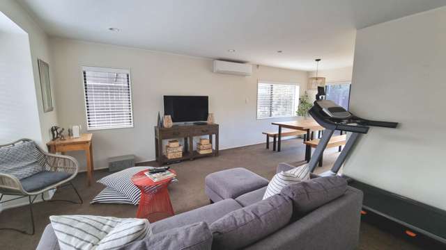 21b Britannia Place Half Moon Bay_1