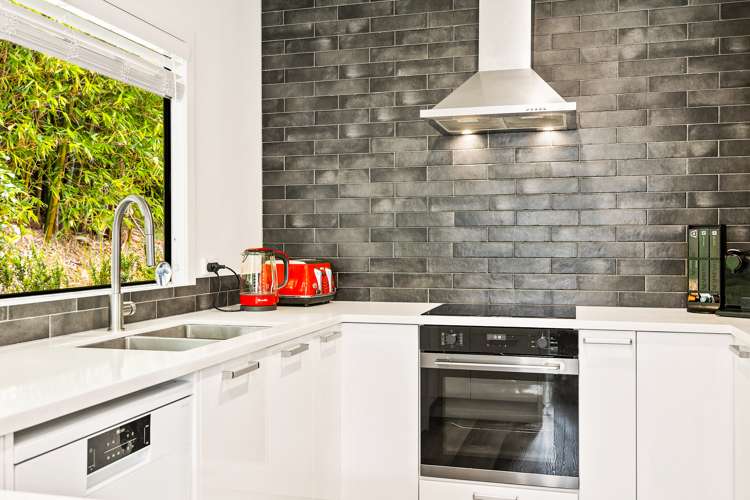 91b Woodglen Road Glen Eden_7