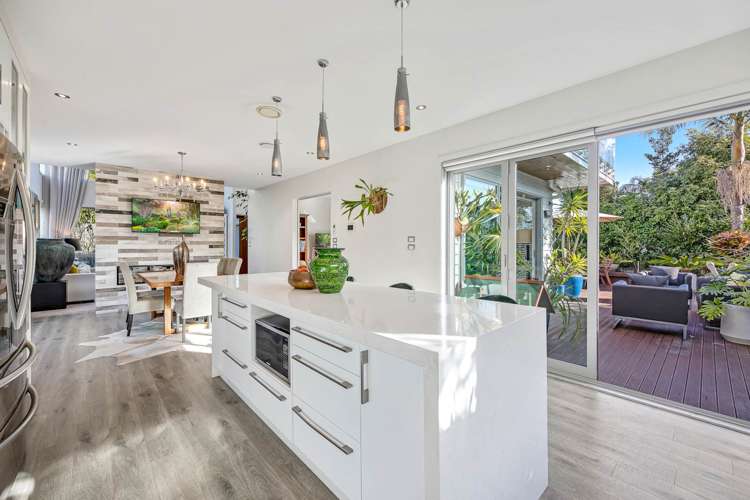 54 Jandell Crescent Bucklands Beach_3