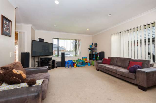 10 Old Park Place Takanini_3