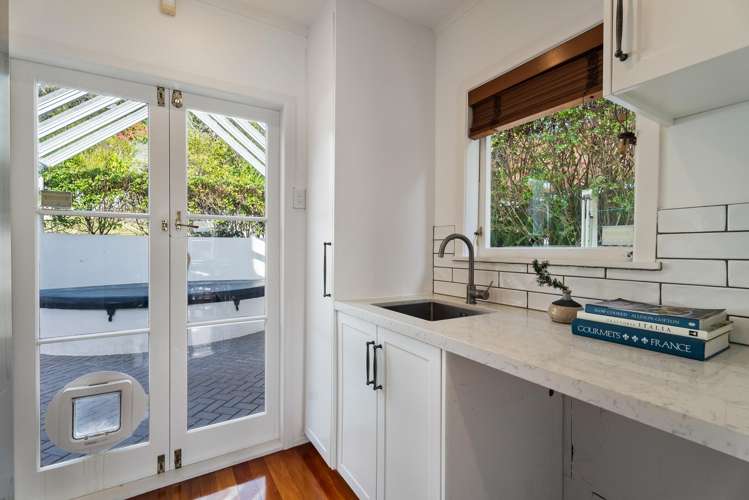 49 Glover Road St Heliers_19