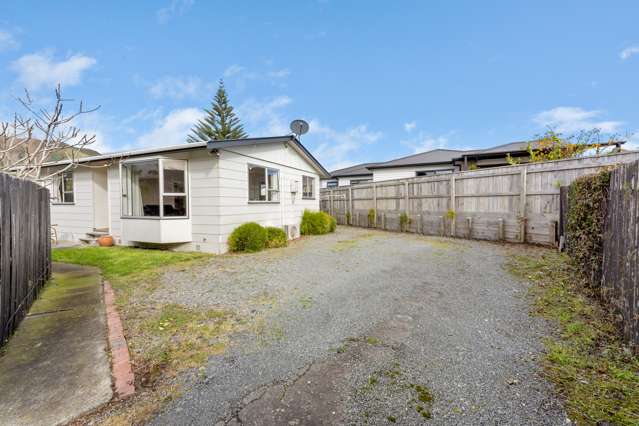 3/6 Awamutu Grove Waiwhetu_2