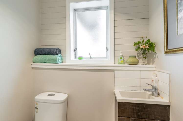 729 Bay Road Oxford_12