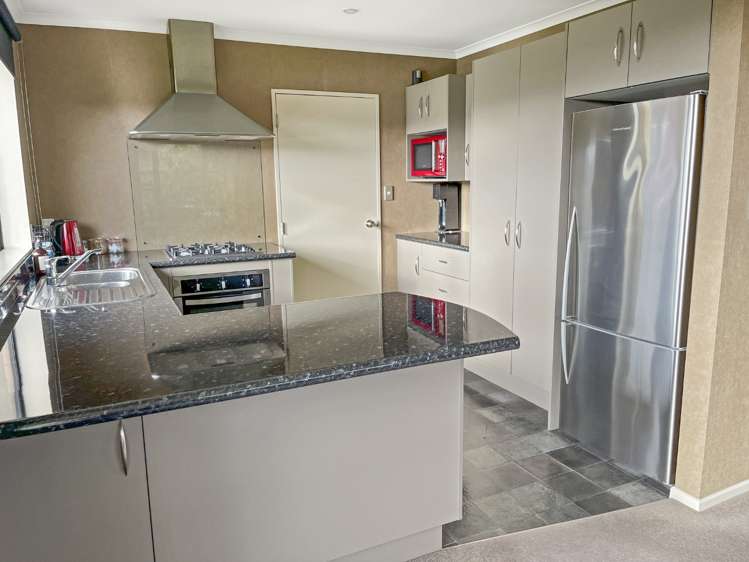 12 Geneva Terrace Kelvin Grove_2