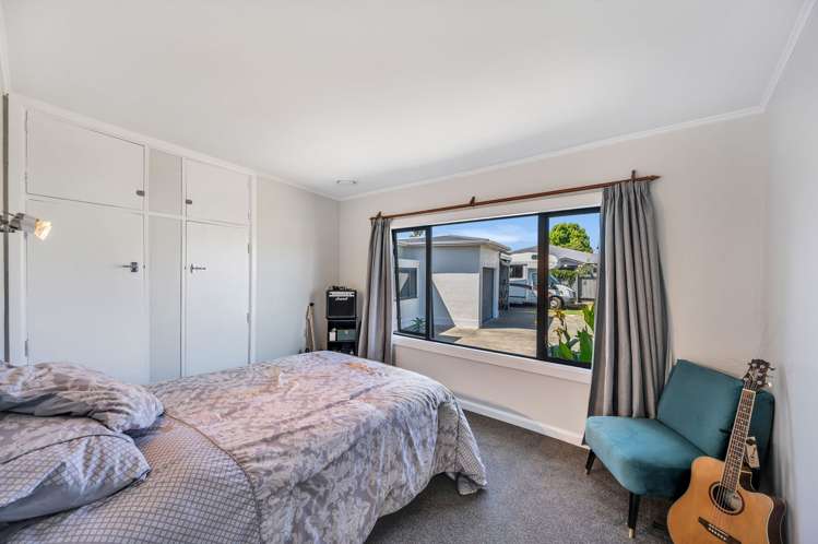 13 Howard Road Taradale_23