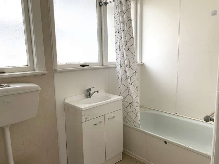 39 Hingaia Street Turangi_9