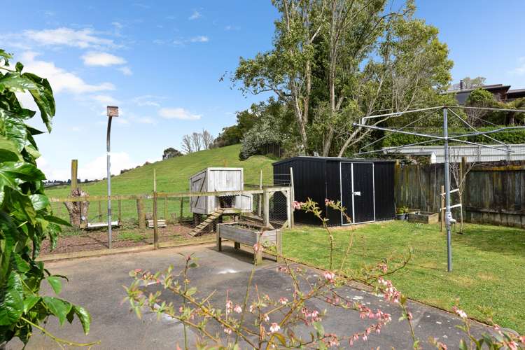 127 Amanda Avenue Dinsdale_17