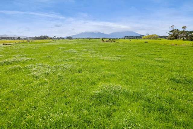 Well located - Great views!