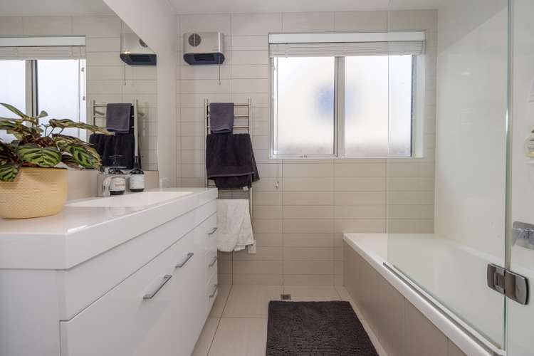 223 Beacon Point Road Wanaka_13