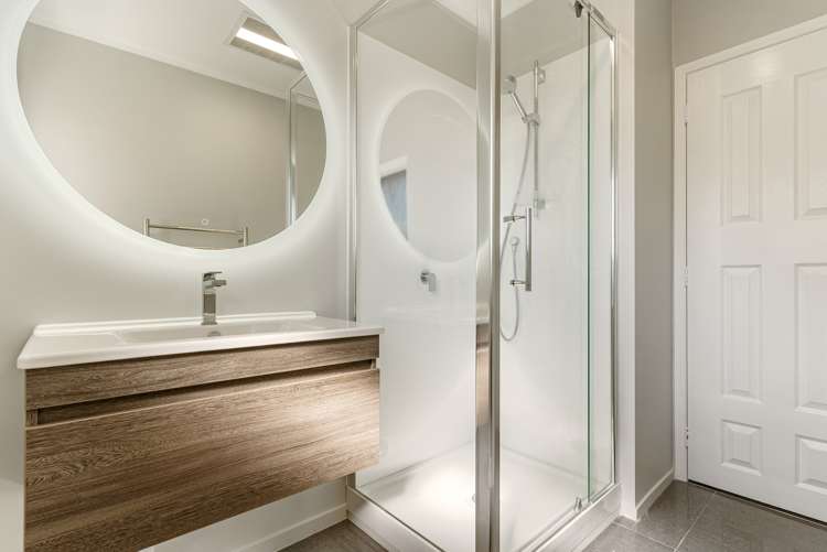 1/14 Butley Drive Farm Cove_10