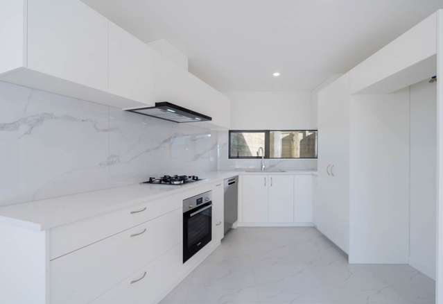 141F Glengarry Road Glen Eden_4