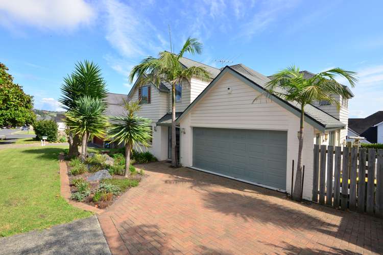 202 Alec Craig Way Gulf Harbour_27