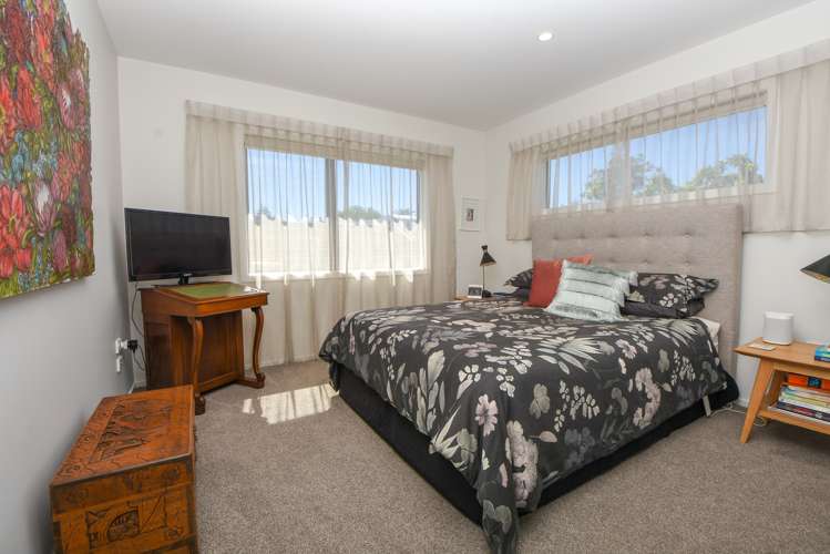 87 Ashmore Park Road Carterton_9