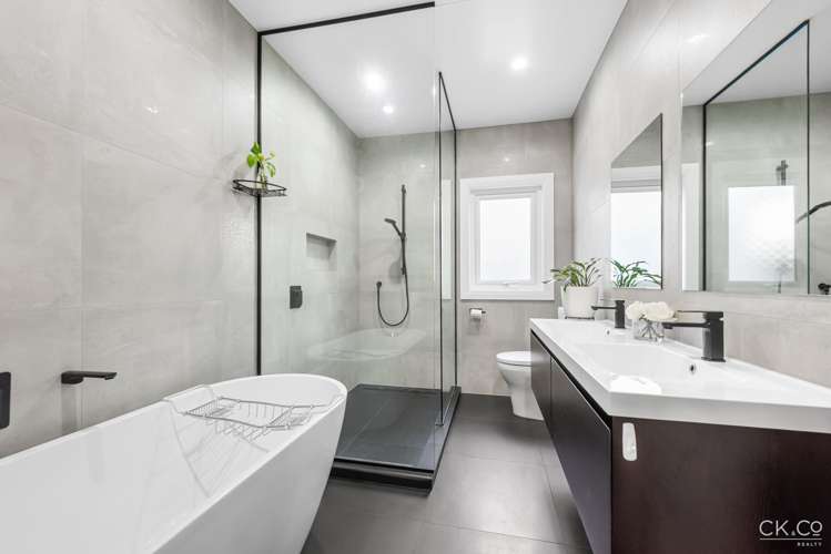 82 Knights Road Lower Hutt_16