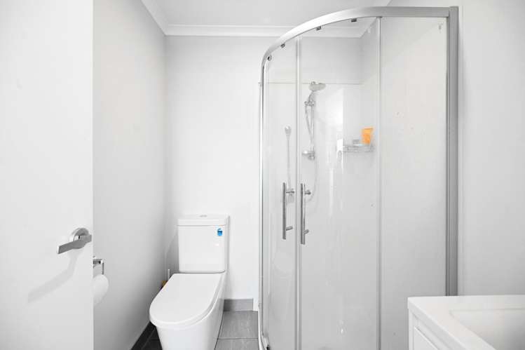 53 Waruhia Crescent Rototuna North_9