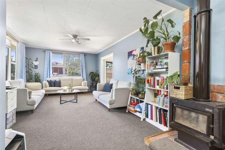 2 Mabian Crescent Deanwell_7