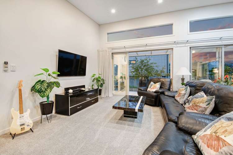 1037 Whangaparaoa Road Tindalls Beach_31