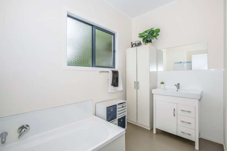 449 School Road Tomarata_10