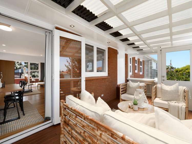 16 Ridge Street Otumoetai_14