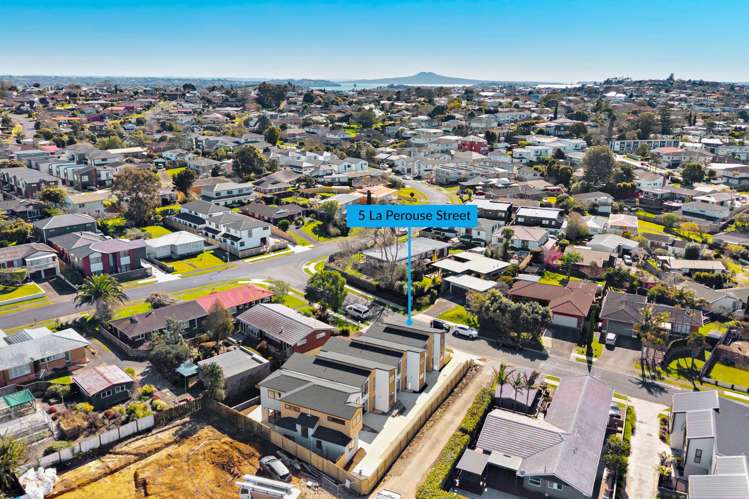 1/5 La Perouse Street Botany Downs_12