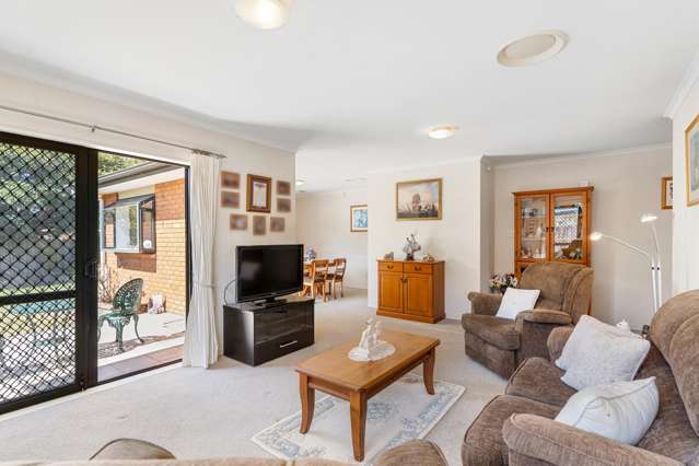 40 Nuneaton Drive Flat Bush_2
