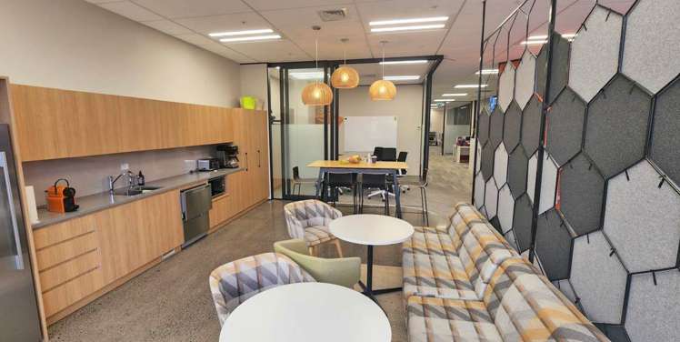 GF/159 Hurstmere Road Takapuna_6