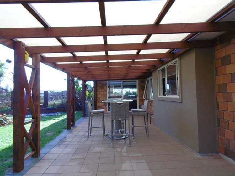 10 Aberdeen Crescent Wattle Downs_15