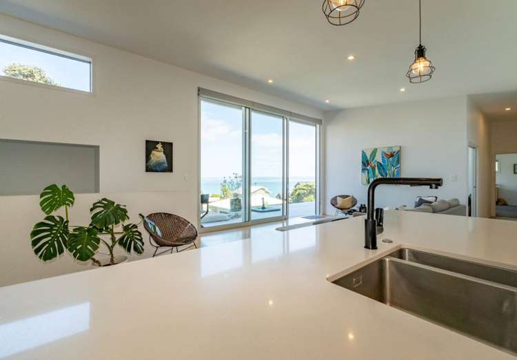 9 Siesta Terrace Gulf Harbour_8