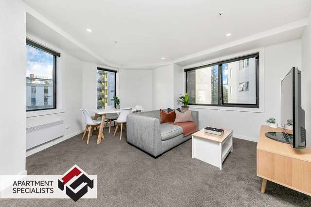 Pet Friendly + Park Views + Bank Friendly 2 Bed