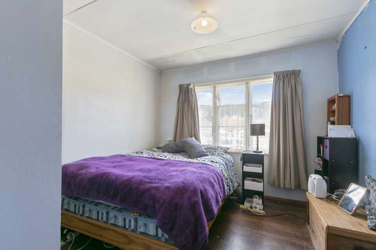 195 Wellington Road Wainuiomata_7