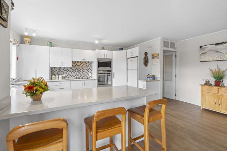 11 Vista Motu Red Beach_7